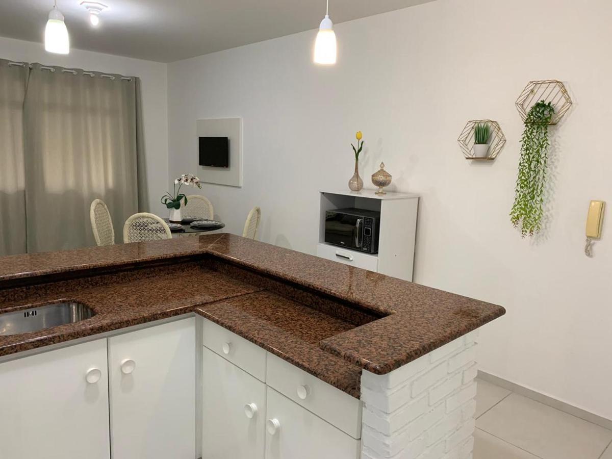 Apto Na Av Brasil Frente Ao Shopping,4Min Da Praia Balneario Camboriu Ngoại thất bức ảnh