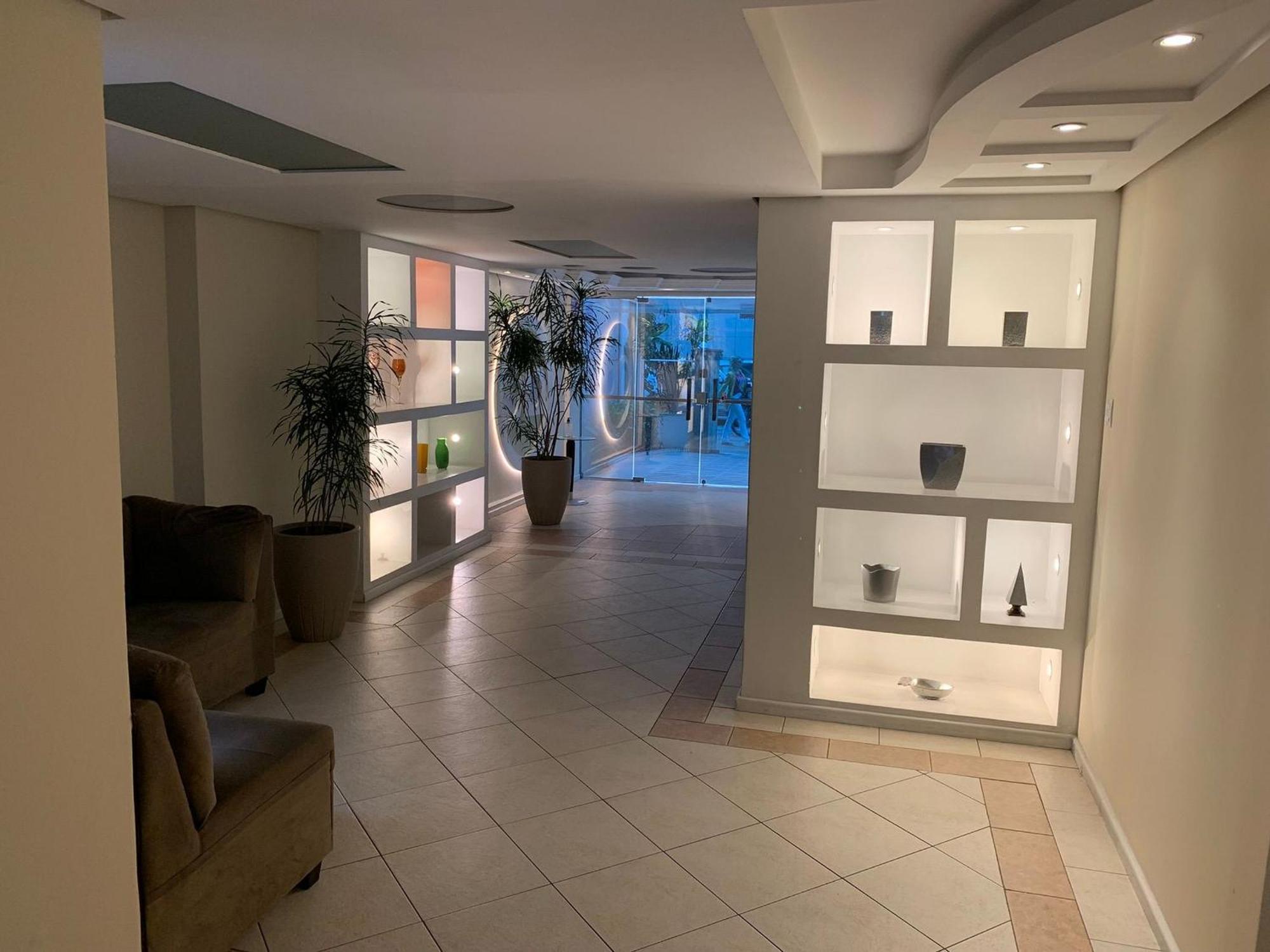 Apto Na Av Brasil Frente Ao Shopping,4Min Da Praia Balneario Camboriu Ngoại thất bức ảnh